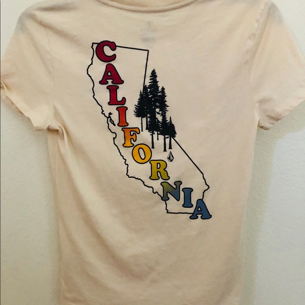 Women’s Small Volcom California Shirt